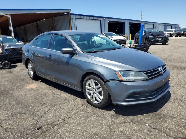 2017 VOLKSWAGEN JETTA