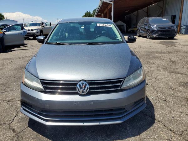 2017 VOLKSWAGEN JETTA