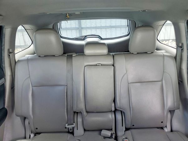 2019 TOYOTA HIGHLANDER LE/LE Plus