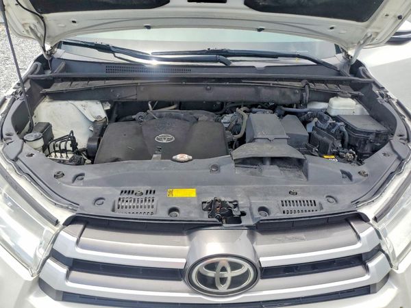 2019 TOYOTA HIGHLANDER LE/LE Plus