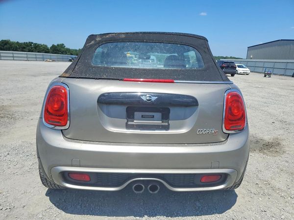 2017 MINI COOPER