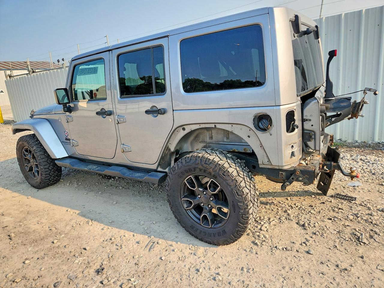 2017 JEEP WRANGLER UNLIMITED SAHARA 4X4