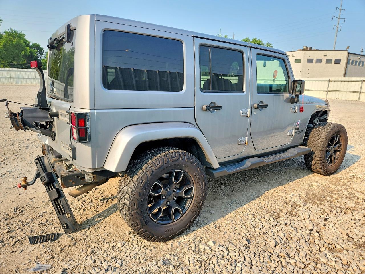2017 JEEP WRANGLER UNLIMITED SAHARA 4X4