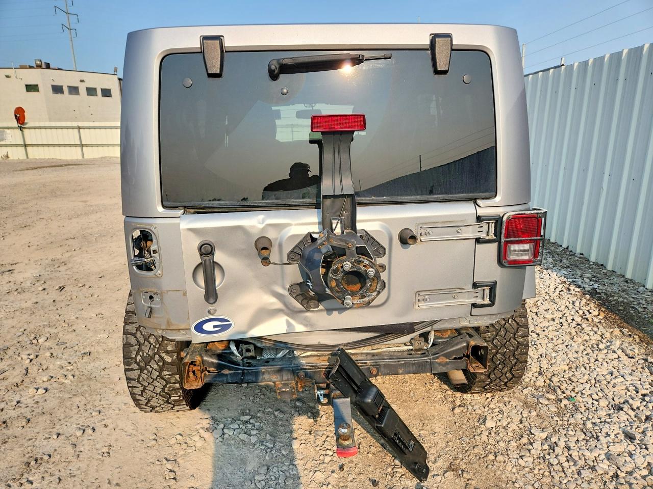 2017 JEEP WRANGLER UNLIMITED SAHARA 4X4