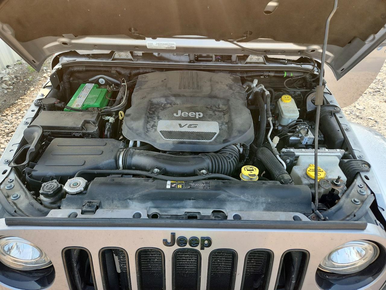 2017 JEEP WRANGLER UNLIMITED SAHARA 4X4