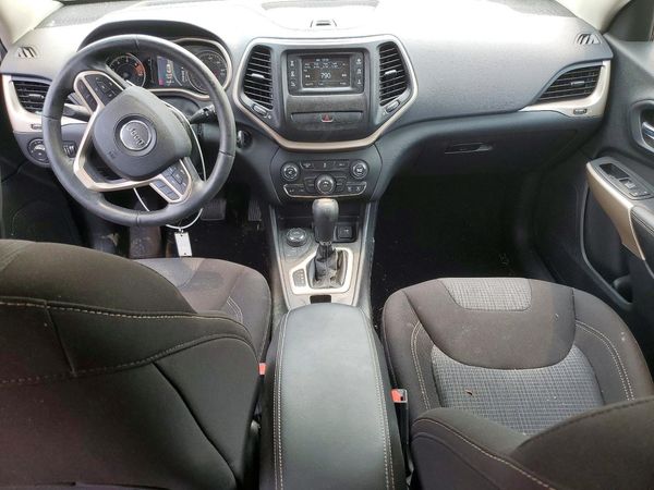 2017 JEEP CHEROKEE LATITUDE 4X4