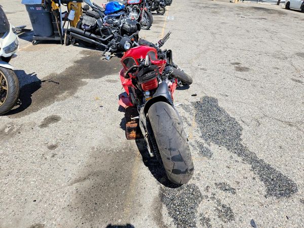 2025 DUCATI PANIGALE