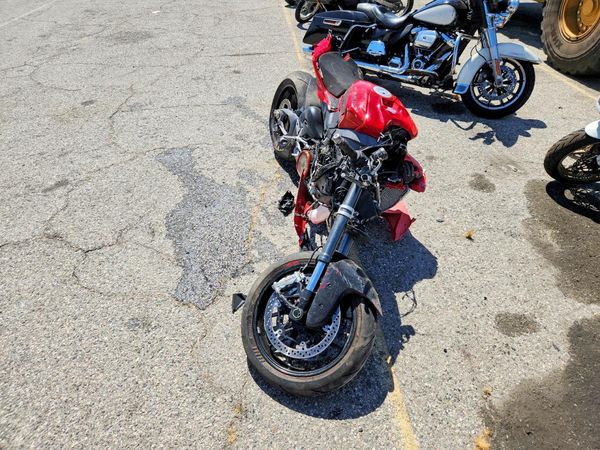 2025 DUCATI PANIGALE