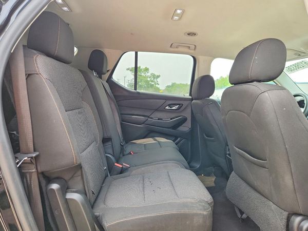 2020 CHEVROLET TRAVERSE LS