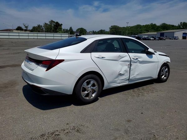 2021 HYUNDAI ELANTRA SE