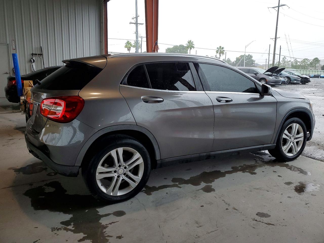 2015 MERCEDES-BENZ GLA GLA250