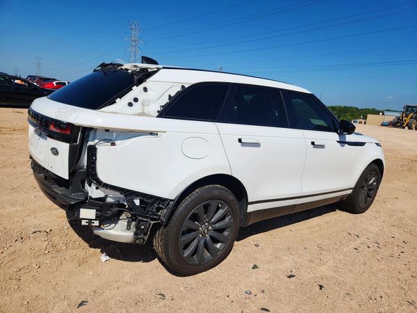 2022 LAND ROVER RANGE ROVER VELAR R-Dynamic S
