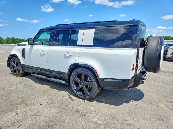 2025 LAND ROVER DEFENDER 130 X-Dynamic SE