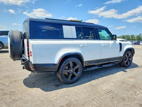 2025 LAND ROVER DEFENDER 130 X-Dynamic SE