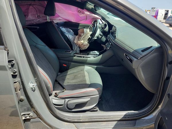 2021 HYUNDAI SONATA