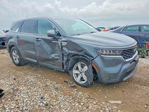2022 KIA SORENTO