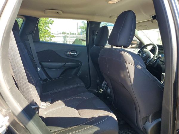 2015 JEEP CHEROKEE LATITUDE FWD