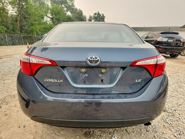 2015 TOYOTA COROLLA
