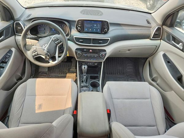 2019 HYUNDAI TUCSON SE