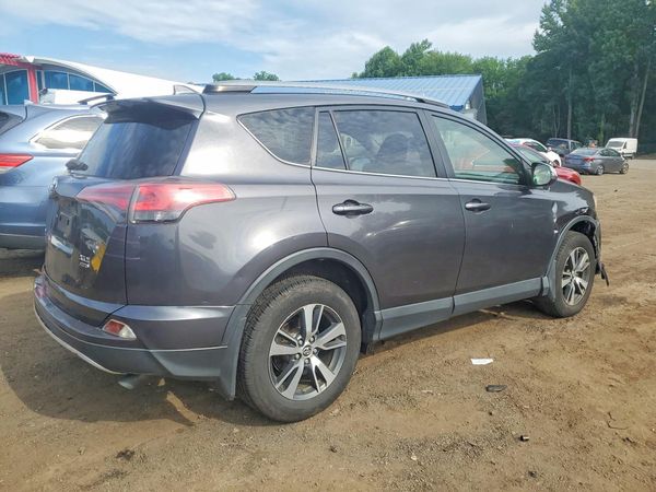 2018 TOYOTA RAV4 Adventure/XLE