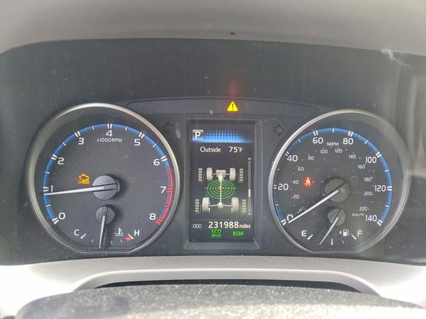 2018 TOYOTA RAV4 Adventure/XLE
