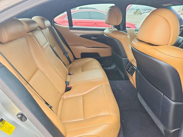 2014 LEXUS LS 460