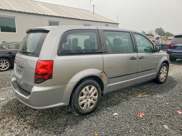 2015 DODGE GRAND CARAVAN SE