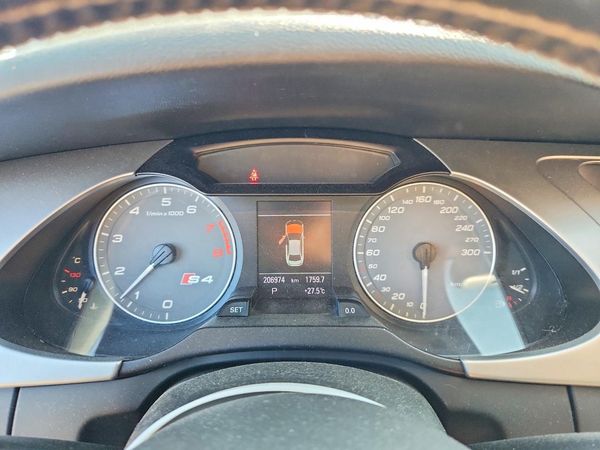 2012 AUDI S4 Technik