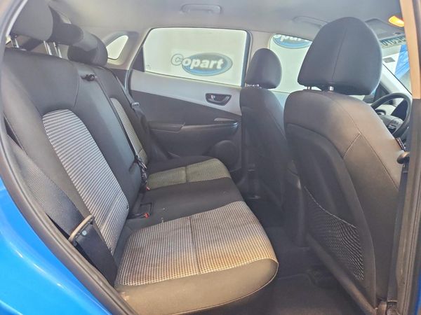 2019 HYUNDAI KONA SE