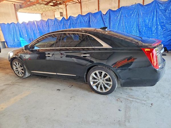 2016 CADILLAC XTS Luxury