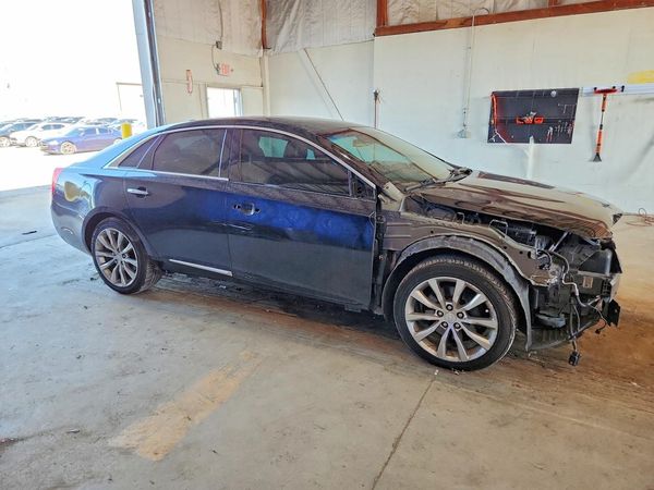 2016 CADILLAC XTS Luxury