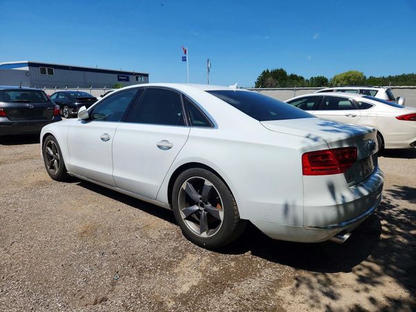 2013 AUDI A8