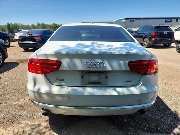 2013 AUDI A8