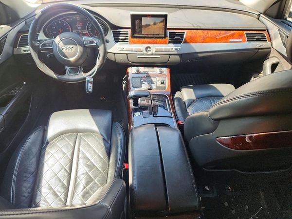 2013 AUDI A8
