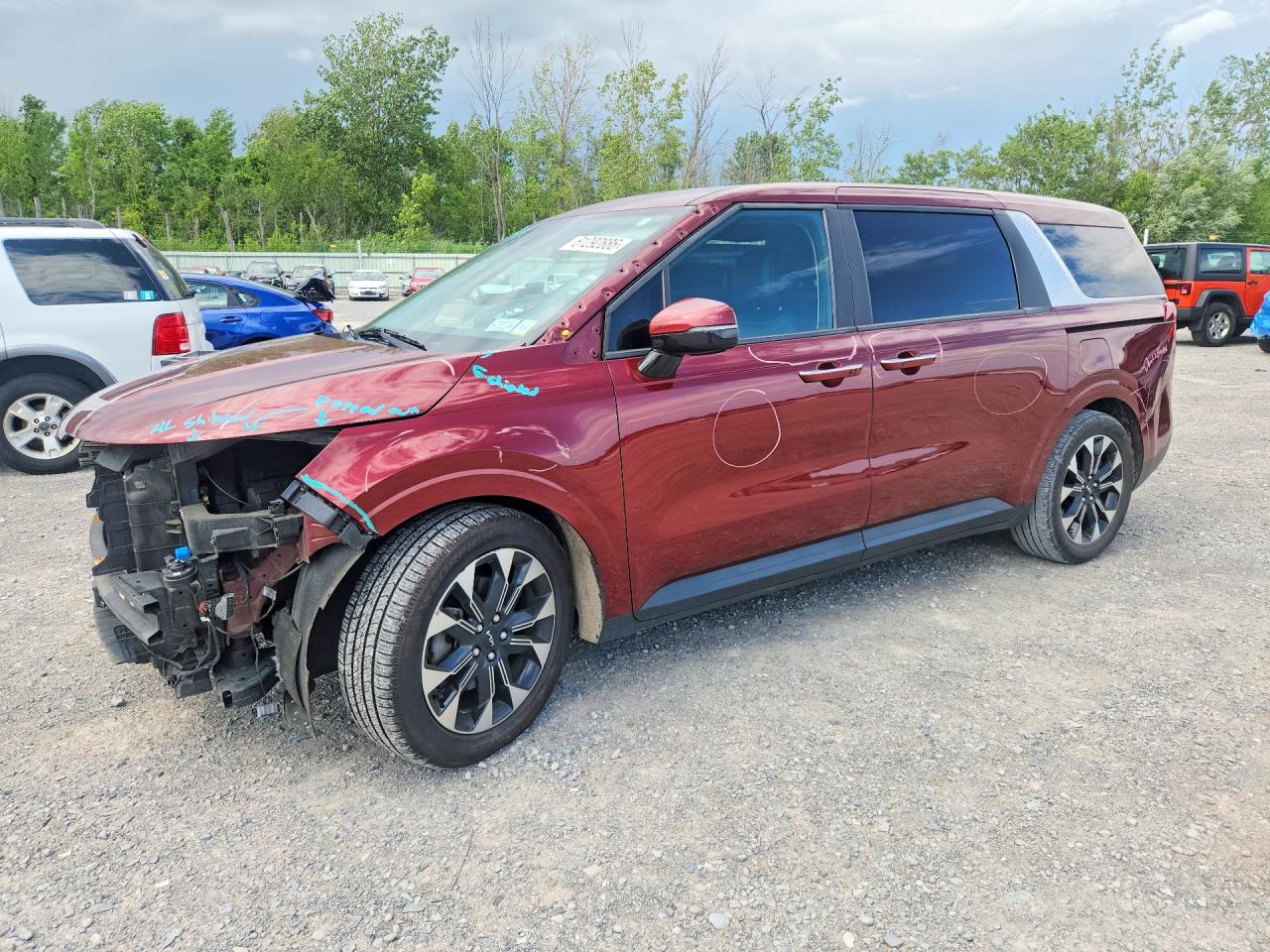 2024 KIA CARNIVAL EX