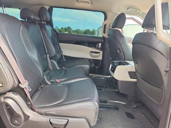2024 KIA CARNIVAL EX