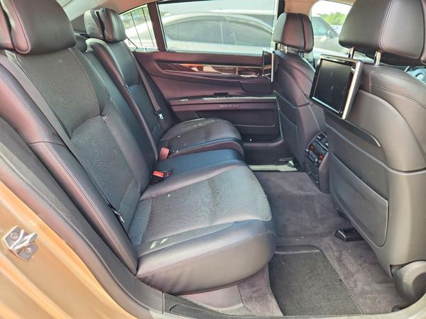 2014 BMW 750 750Li/Alpina B7