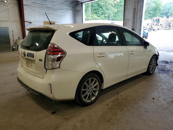 2016 TOYOTA PRIUS V