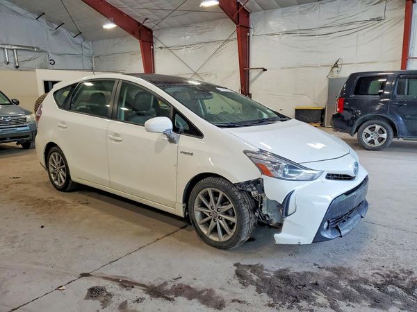 2016 TOYOTA PRIUS V