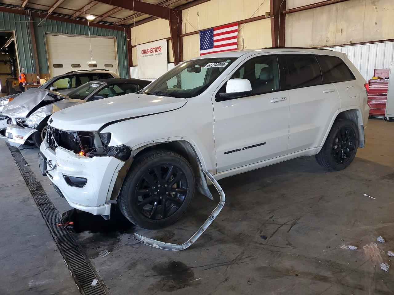 2018 JEEP GRAND CHEROKEE LAREDO 4X4
