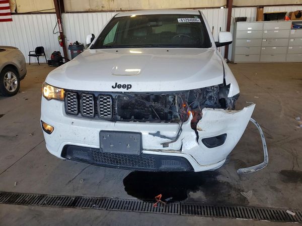 2018 JEEP GRAND CHEROKEE LAREDO 4X4
