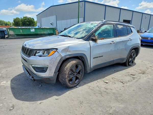2020 JEEP COMPASS — Front 3/4