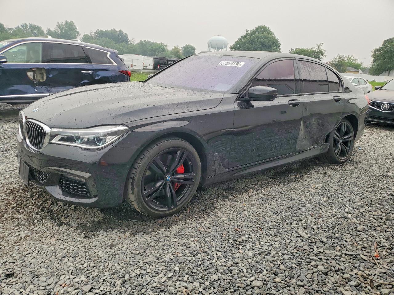 2016 BMW 750