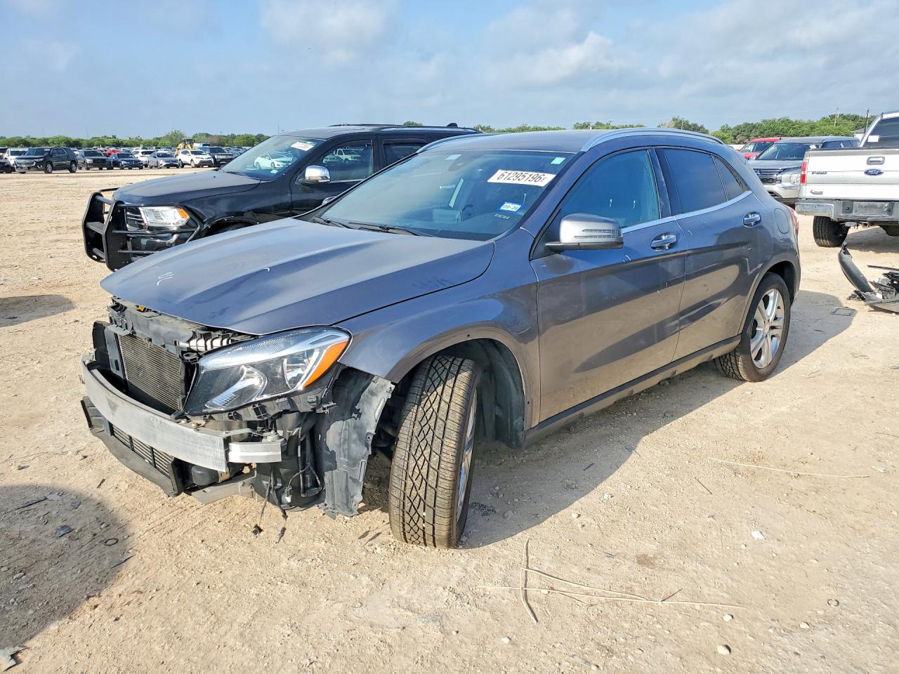2016 MERCEDES-BENZ GLA GLA250