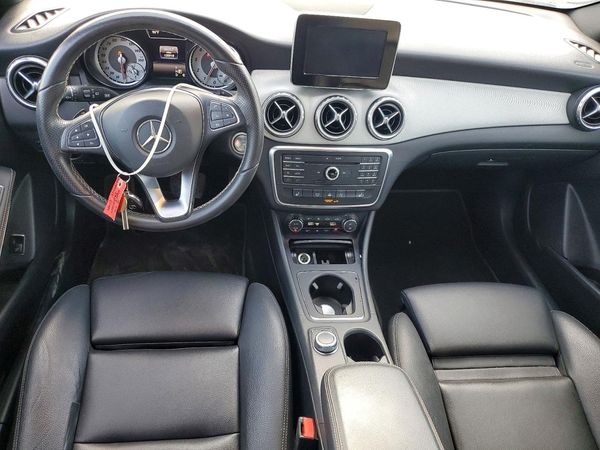 2016 MERCEDES-BENZ GLA GLA250