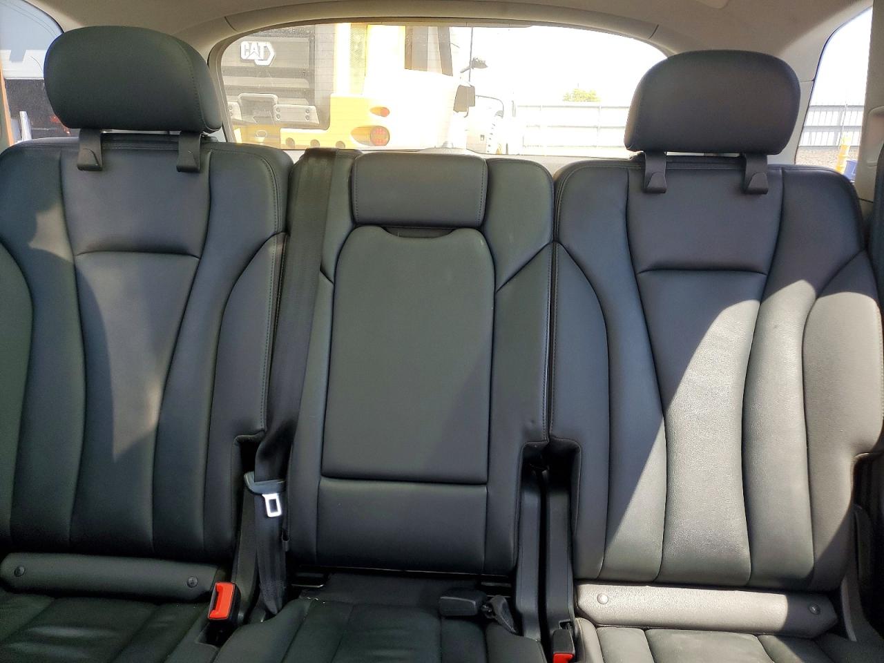 2021 AUDI Q7 quattro Premium Plus