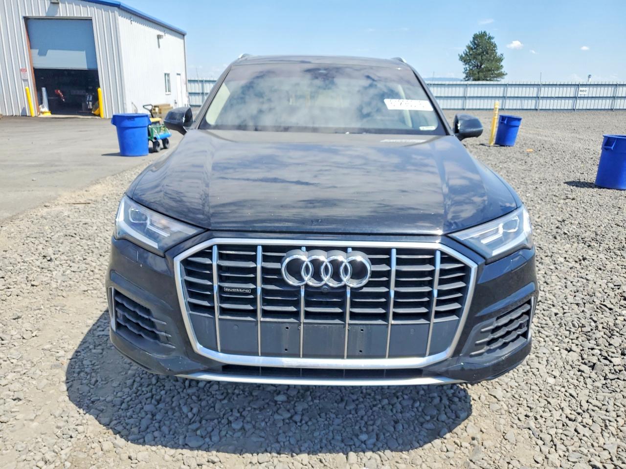 2021 AUDI Q7 quattro Premium Plus