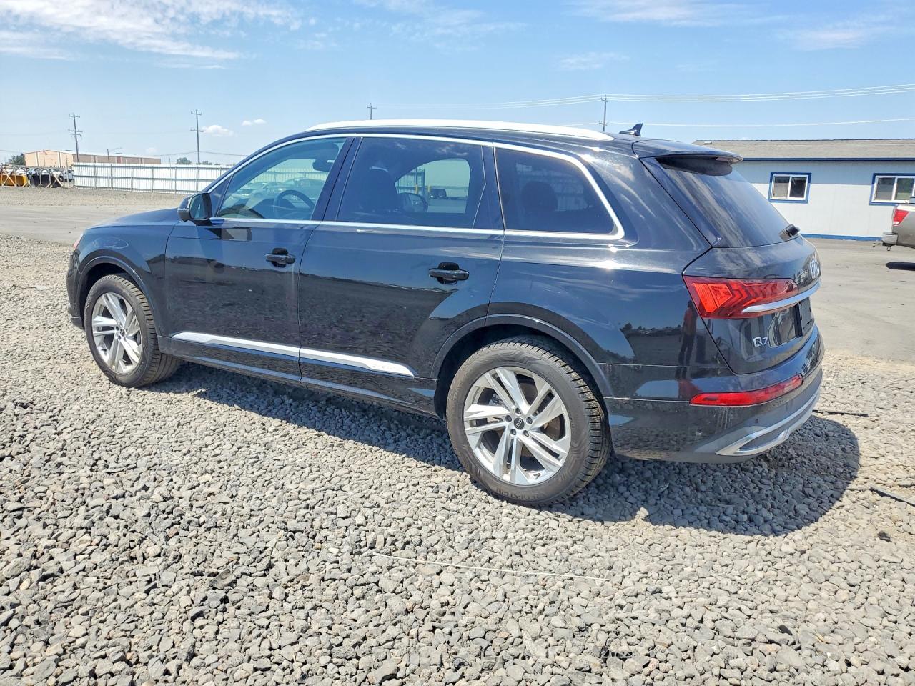 2021 AUDI Q7 quattro Premium Plus
