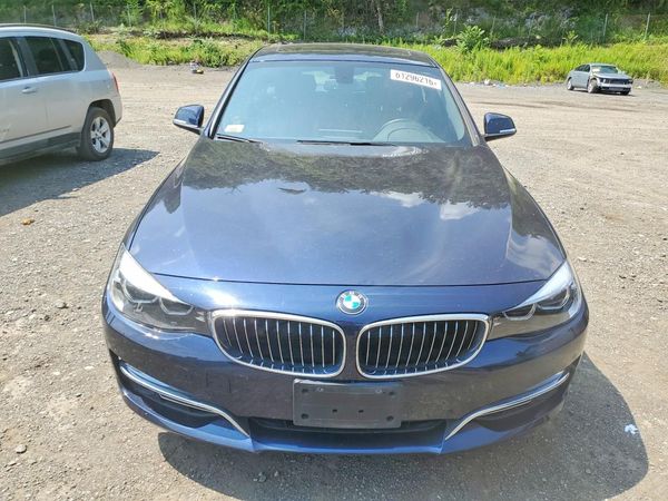 2017 BMW 330