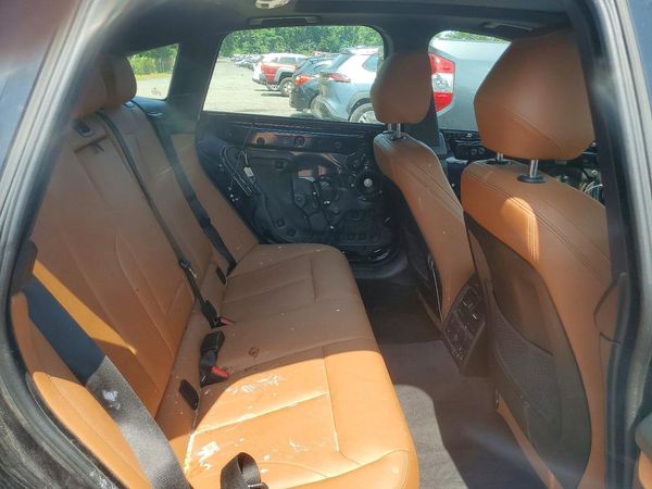 2017 BMW 330